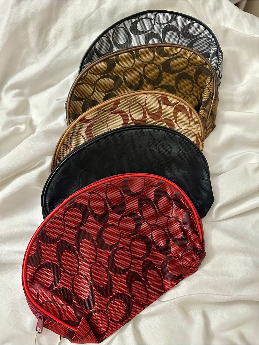 5 Cosmetic Pouches in Red, Black, Tan, Gold, Gray